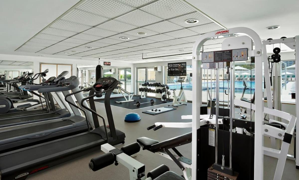 Oceanus Apartment Hotel Herzliya Екстер'єр фото