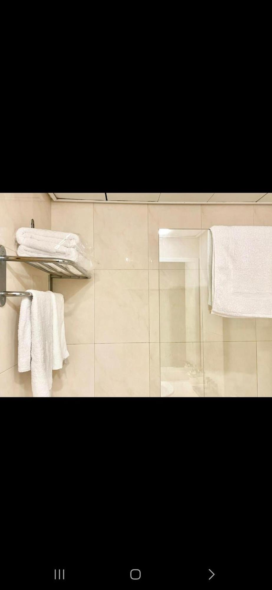 Oceanus Apartment Hotel Herzliya Екстер'єр фото